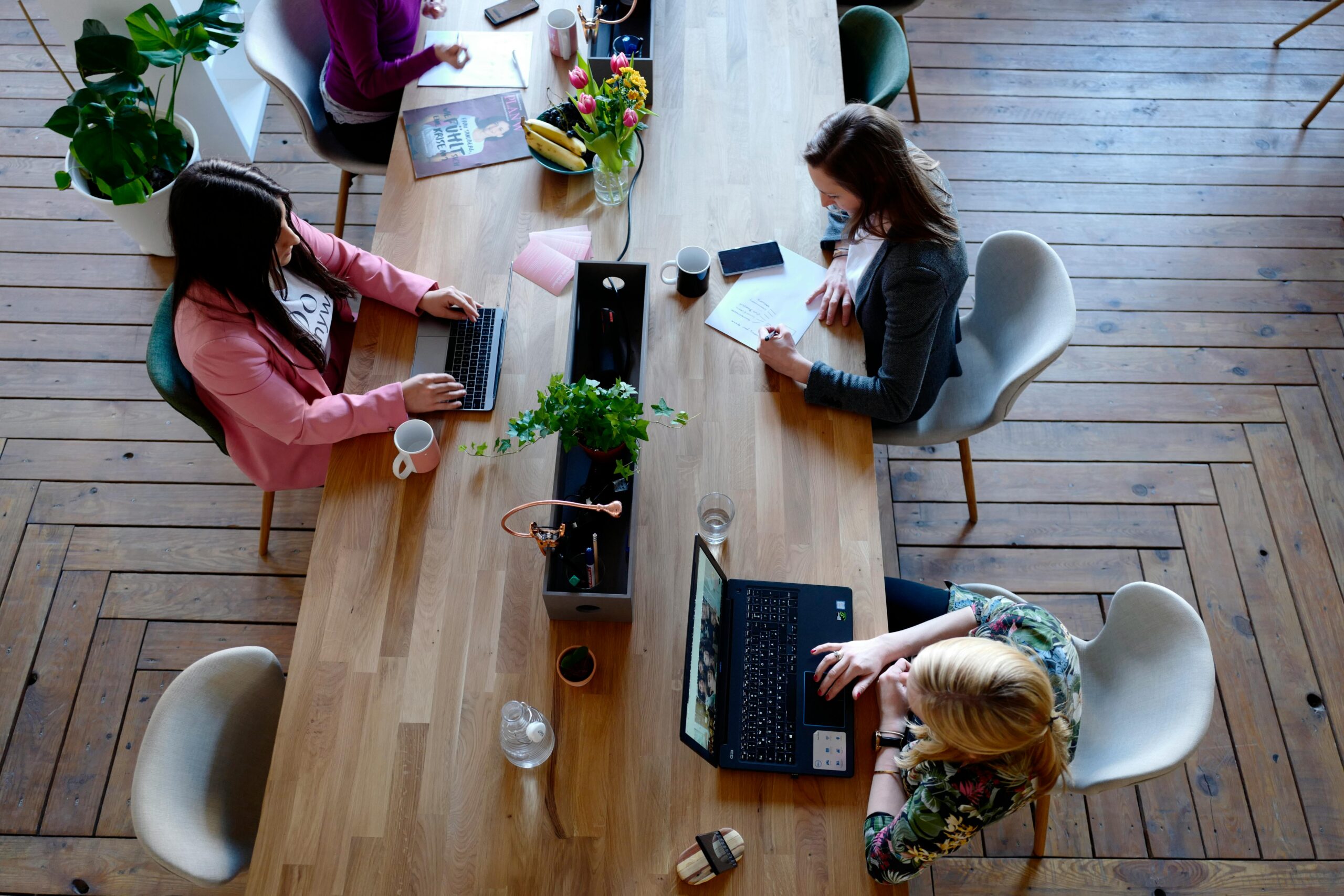 The Best Affordable Hot Desks in Kurla Near Station